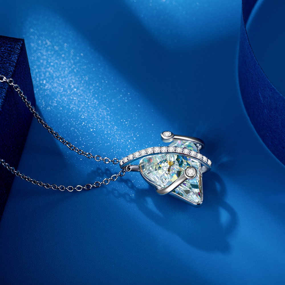 Wild Heart Crystal Pendant Necklace Women - Pendant Necklace - Taanaa Jewelry