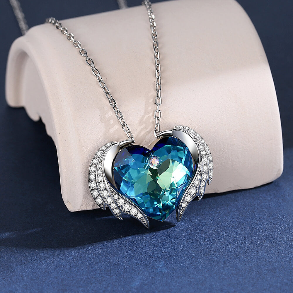 Devil Wings & Heart Crystal Necklace Jewelry - Pendant Necklace - Taanaa Jewelry